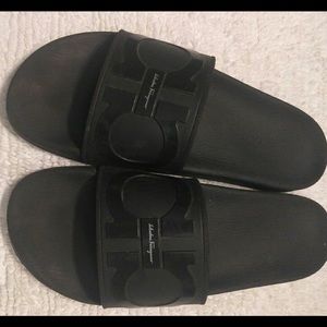 Salvatore Ferragamo Groove Black Rubber Slides 12M